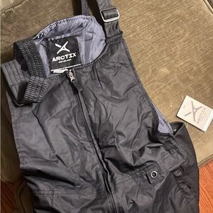 NEW XL women’s insulated ski bib / snow sport overalls